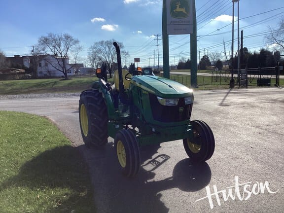 Main image John Deere 5055E