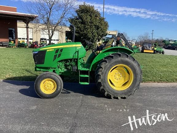 Image of John Deere 5055E equipment image 2