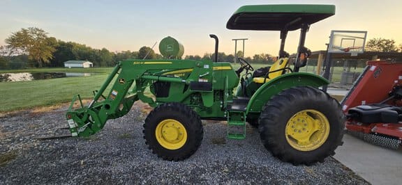2021 John Deere 5055E Equipment Image0