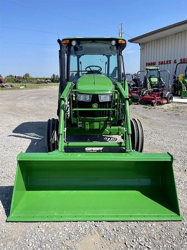 Image of John Deere 5055E equipment image 2