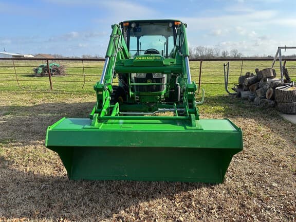 Image of John Deere 5055E equipment image 3