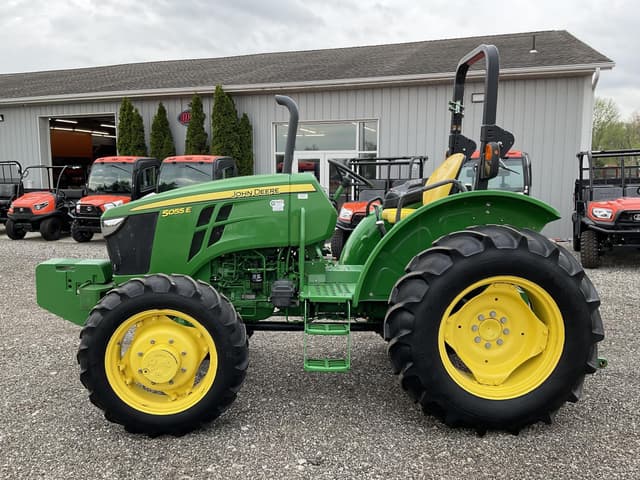 Image of John Deere 5055E equipment image 1
