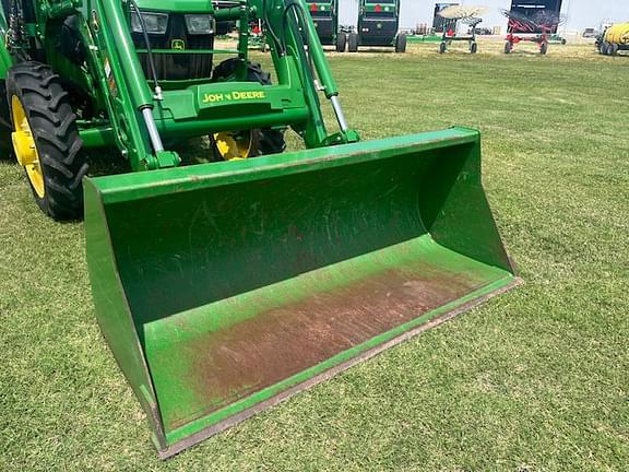 Image of John Deere 5055E equipment image 3