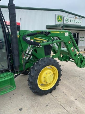 2021 John Deere 5055E Equipment Image0