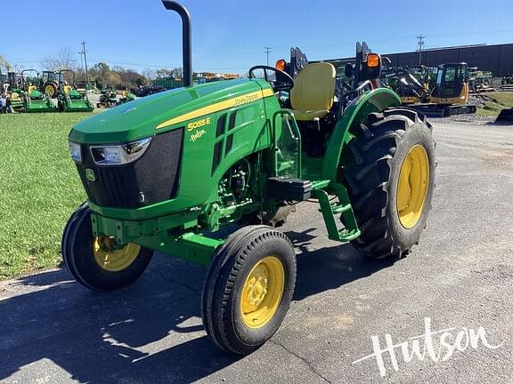 Image of John Deere 5055E equipment image 1