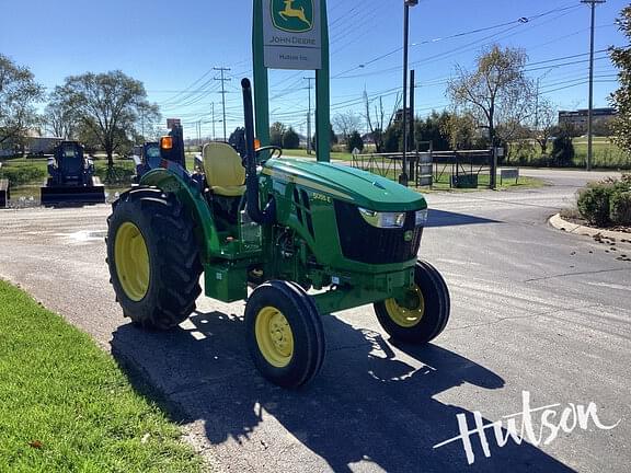 Image of John Deere 5055E Primary image