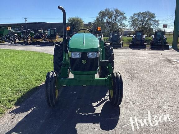 Image of John Deere 5055E equipment image 4