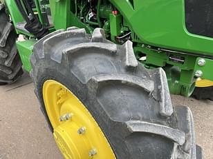 Main image John Deere 5055E 19