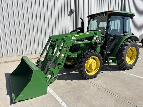 Image of John Deere 5055E equipment image 1