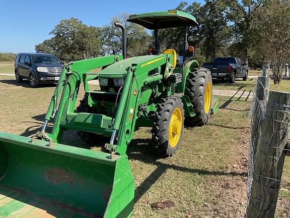 Image of John Deere 5055E equipment image 4