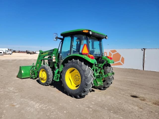 Image of John Deere 5055E equipment image 2
