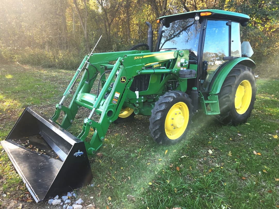Image of John Deere 5055E Primary image