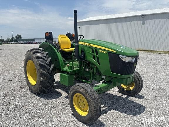 Image of John Deere 5065E Primary image