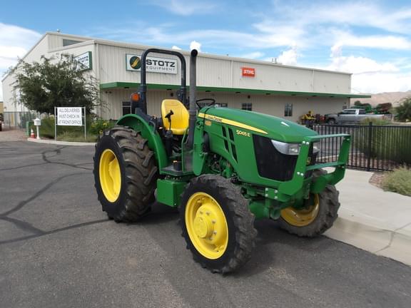 Image of John Deere 5065E equipment image 2