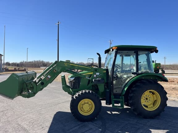Image of John Deere 5065E equipment image 1