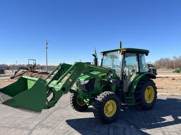 Main image John Deere 5065E