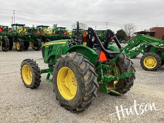 Image of John Deere 5065E equipment image 2