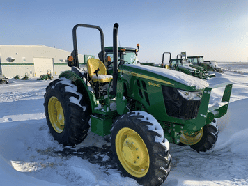 Main image John Deere 5065E