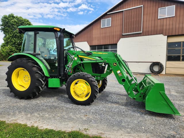 Image of John Deere 5065E equipment image 1