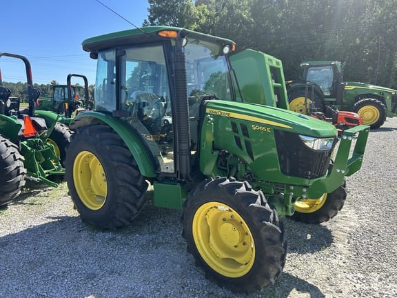 2021 John Deere 5065E Equipment Image0
