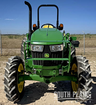 Image of John Deere 5065E equipment image 2