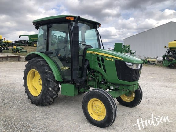 Main image John Deere 5065E