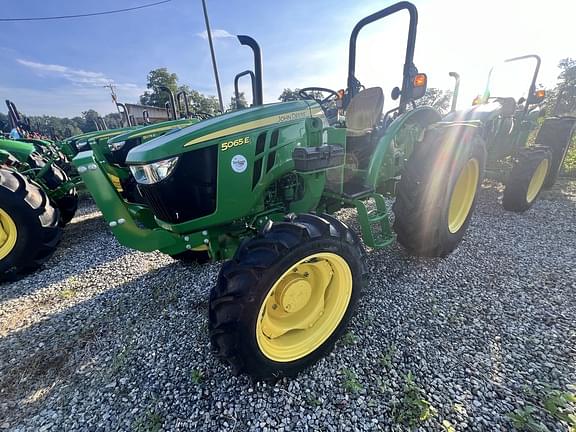 Image of John Deere 5065E Primary image