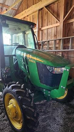 Image of John Deere 5065E equipment image 1