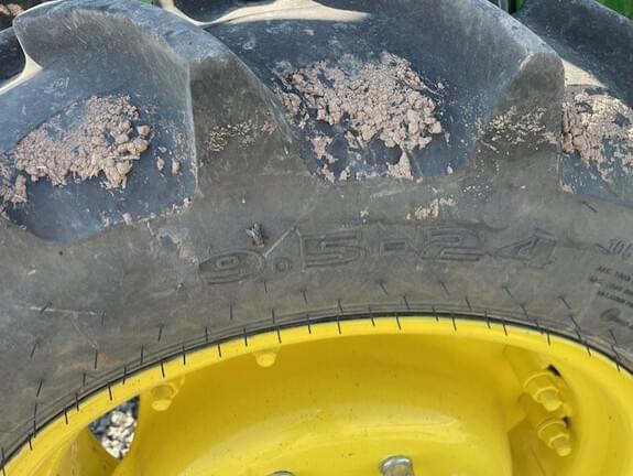 Image of John Deere 5065E equipment image 3