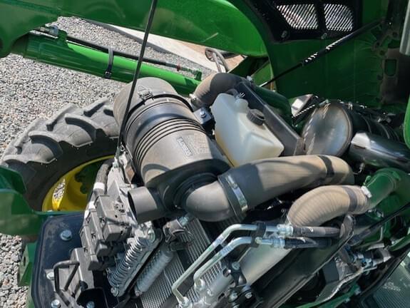Image of John Deere 5065E equipment image 2