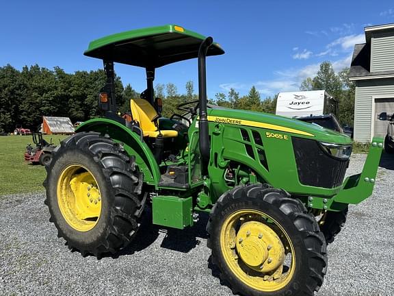 Image of John Deere 5065E Primary image