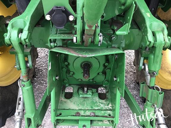 Image of John Deere 5065E equipment image 4