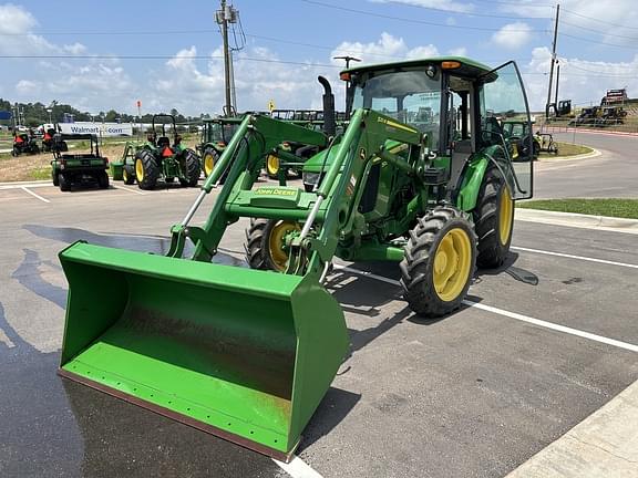 Image of John Deere 5065E equipment image 2