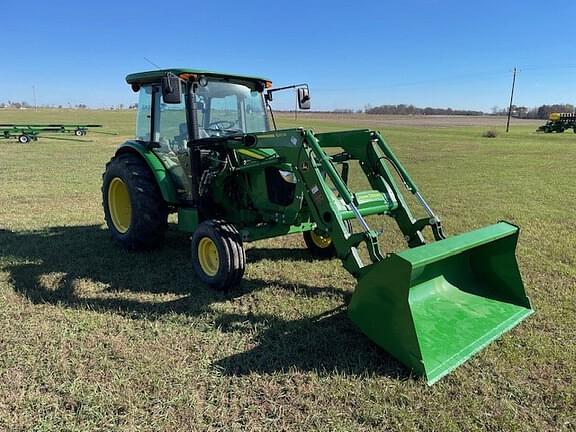 Image of John Deere 5065E equipment image 1