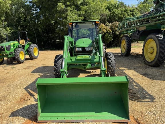Image of John Deere 5075E equipment image 1