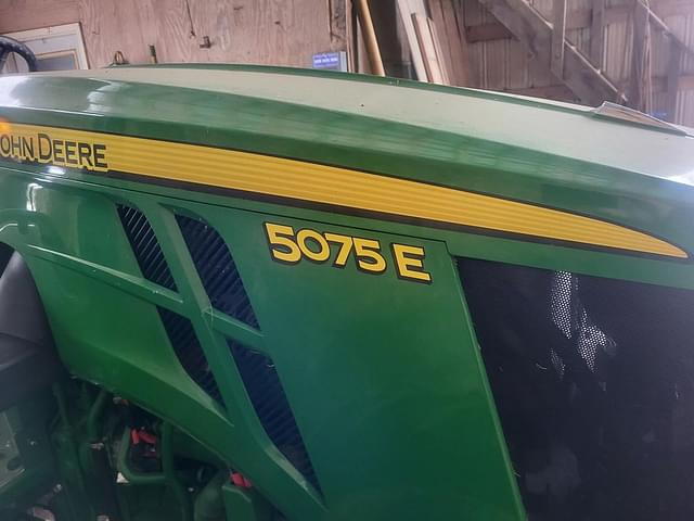 Image of John Deere 5075E equipment image 2