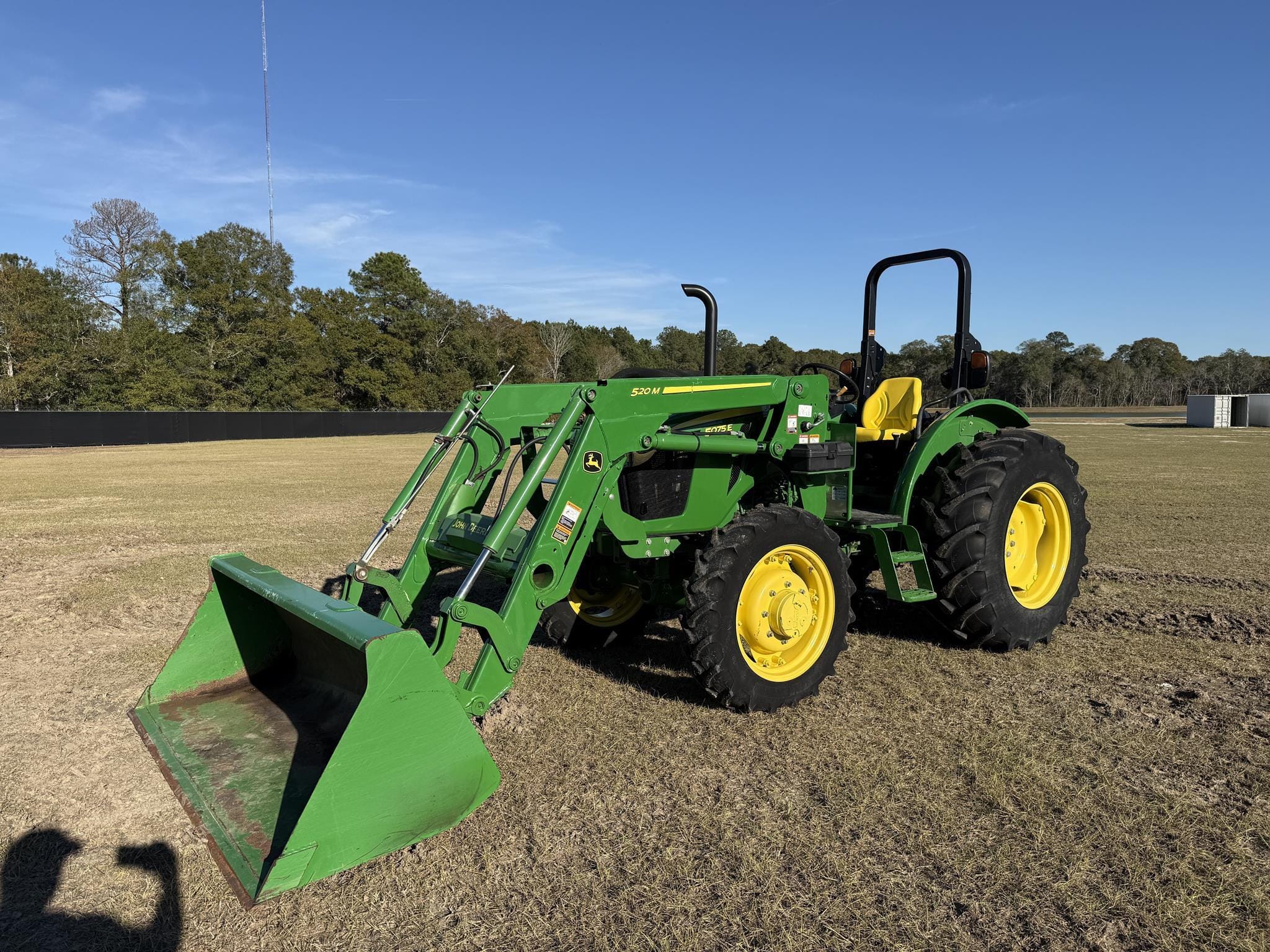 2021 John Deere 5075E Equipment Image0