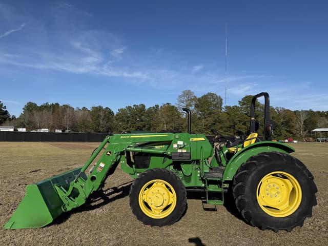 Image of John Deere 5075E equipment image 1