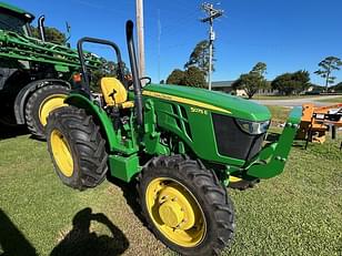 Main image John Deere 5075E 6