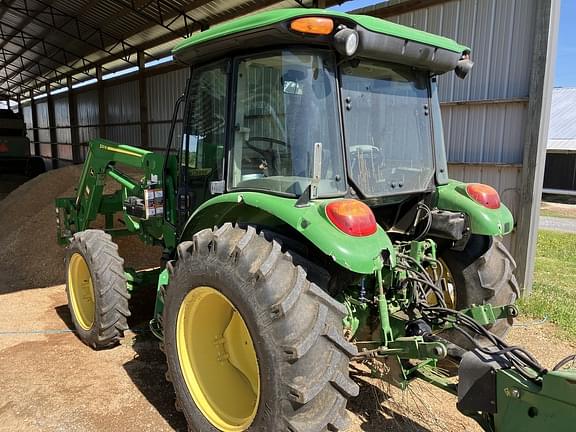 Image of John Deere 5075E equipment image 2