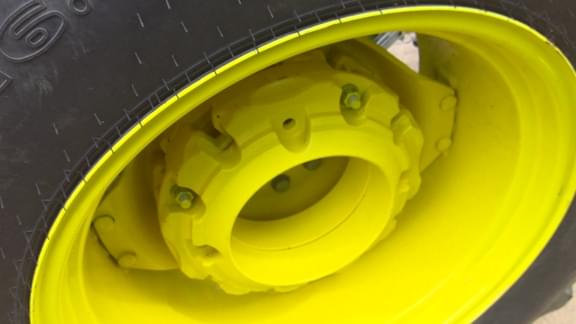 Image of John Deere 5075E equipment image 4
