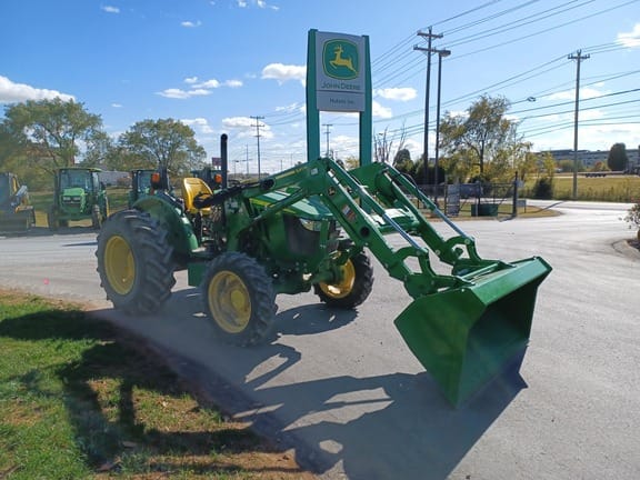 Main image John Deere 5075E