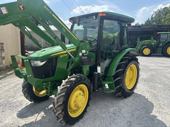 Image of John Deere 5075E equipment image 1