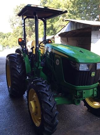 Image of John Deere 5075E equipment image 1