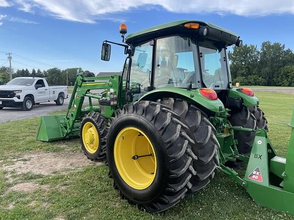 Image of John Deere 5075E equipment image 3