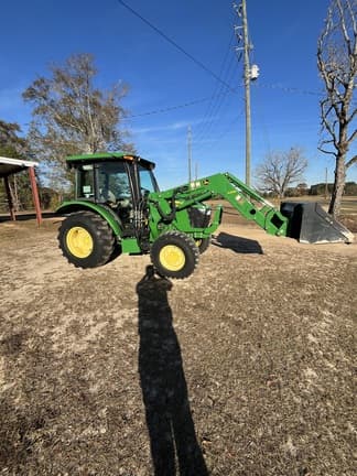Image of John Deere 5075E equipment image 4