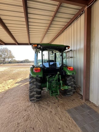 2021 John Deere 5075E Equipment Image0