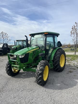 Main image John Deere 5075E