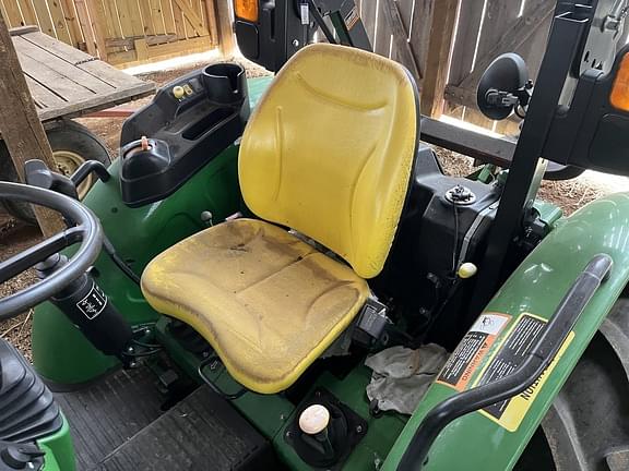 Image of John Deere 5075E equipment image 1