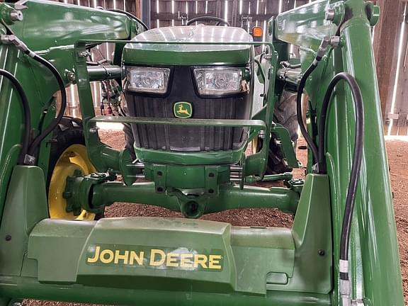 Image of John Deere 5075E equipment image 2